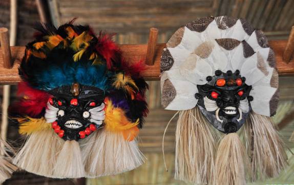 Venda de aertesanato no aeroporto de Canaima, no sul da Venezuela